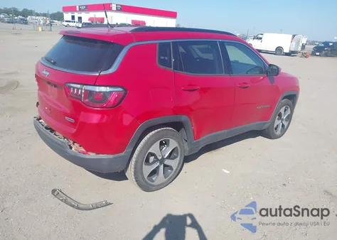 2018 Jeep Compass Latitude Fwd z USA, uszkodzony, nr VIN 3C4NJCBB3JT309064